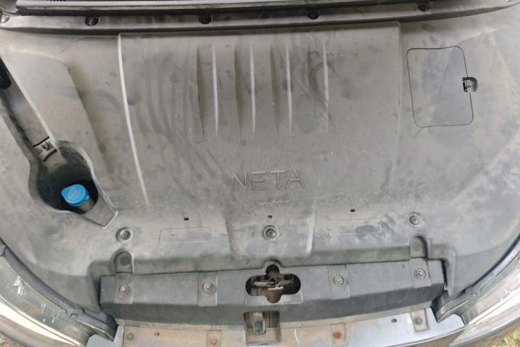 Used NETA V 2021 Standard Range Entertainment Edition Engine Bay