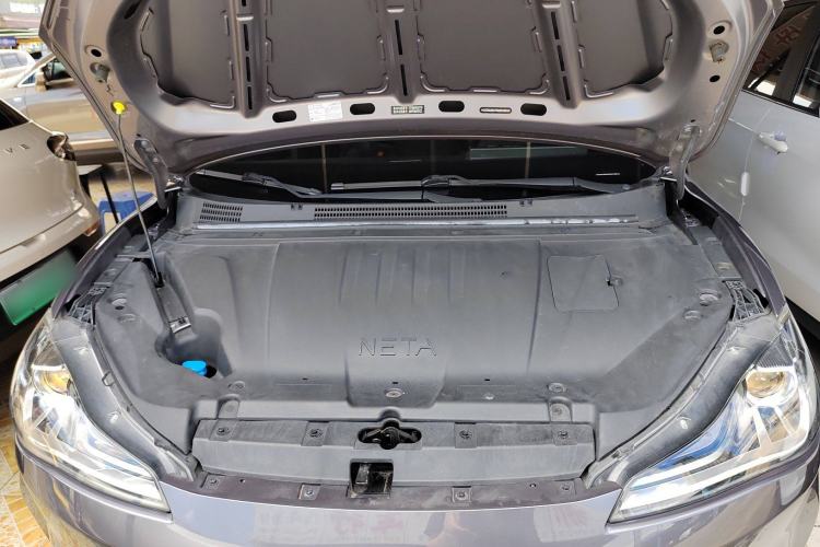 Used NETA V 2021 Standard Range Entertainment Version – Upgraded Model Engine Bay