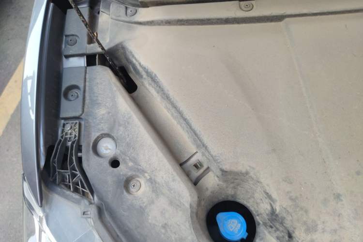 Used NETA V 2021 Long-Range Entertainment Edition Engine Bay Right