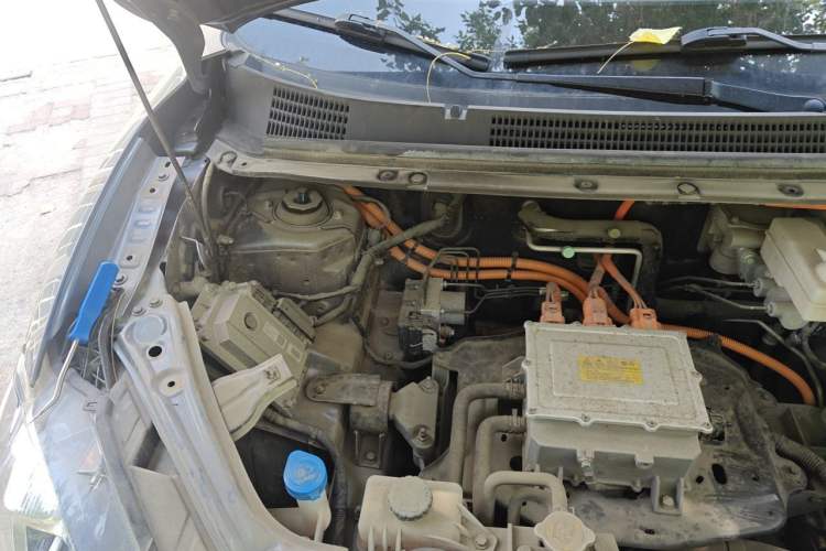 Used NETA V 2021 Standard Range Entertainment Version – Upgraded Model Engine Bay Right
