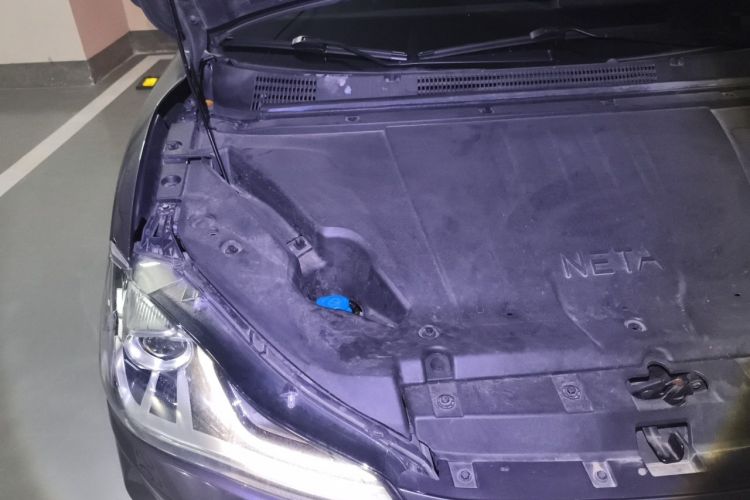 Used NETA V 2021 Long-Range Entertainment Edition Upgrade Model Engine Bay Right