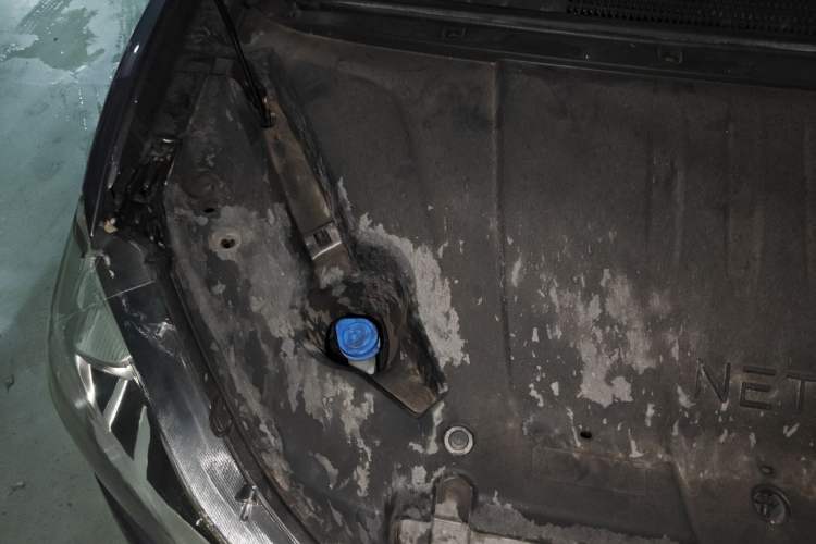 Used NETA V 2021 Long-Range Entertainment Edition Engine Bay Right