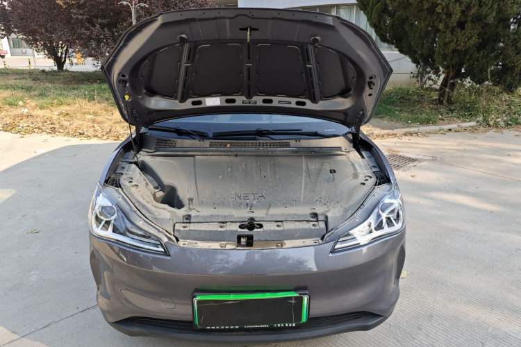 Used NETA V 2021 Standard Range Entertainment Version – Upgraded Model Engine Bay