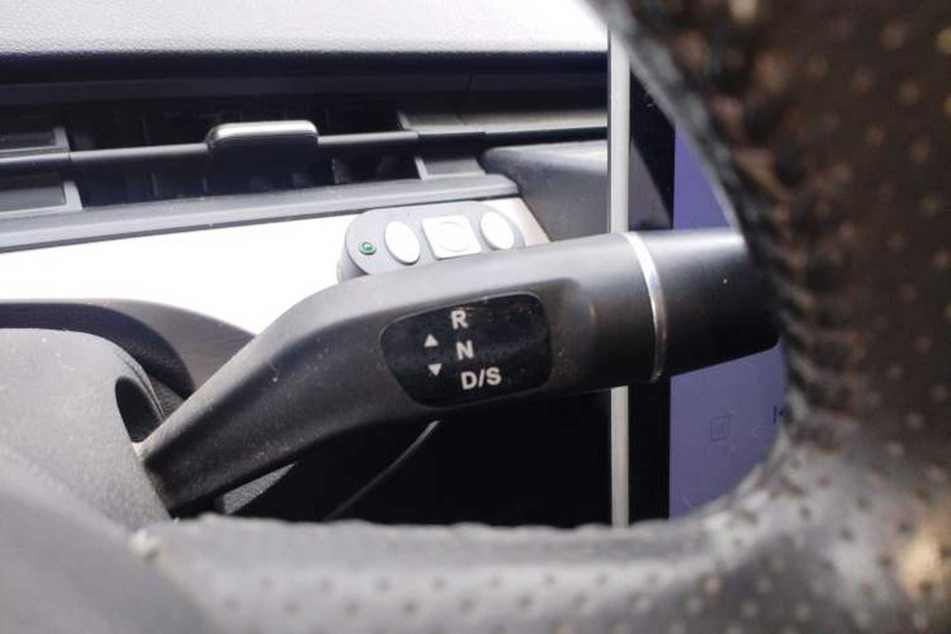 Used NETA V 2021 Standard Range Entertainment Edition Gear Lever