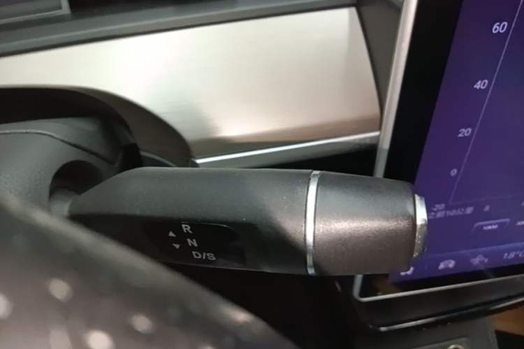 Used NETA V 2021 Standard Range Entertainment Edition Gear Lever