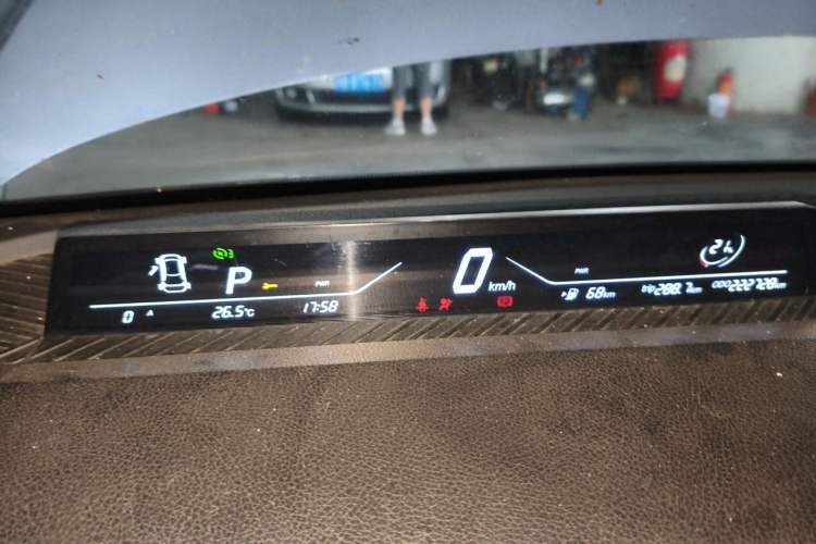 Used NETA V 2021 Standard Range Entertainment Version – Upgraded Model Instrument Cluster