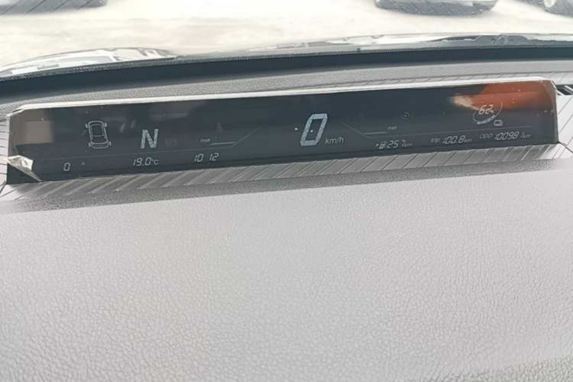 Used NETA V 2021 Long-Range Entertainment Edition Instrument Cluster