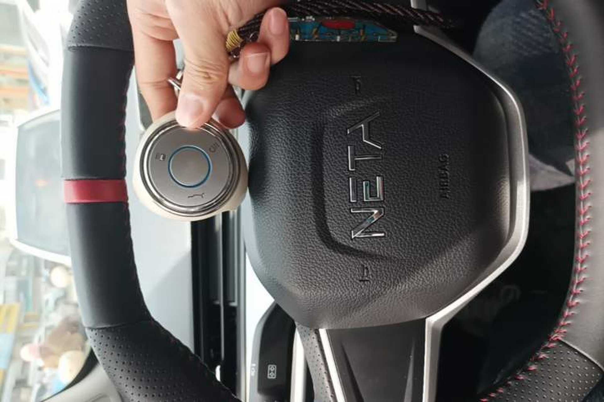 Used NETA V 2021 Standard Range Upgrade Model Interior 1