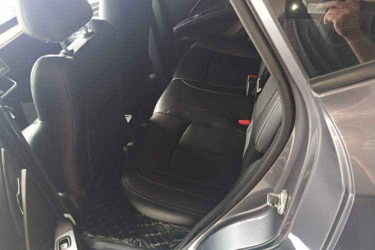 Used NETA V 2021 Standard Range Entertainment Version – Upgraded Model Interior 4