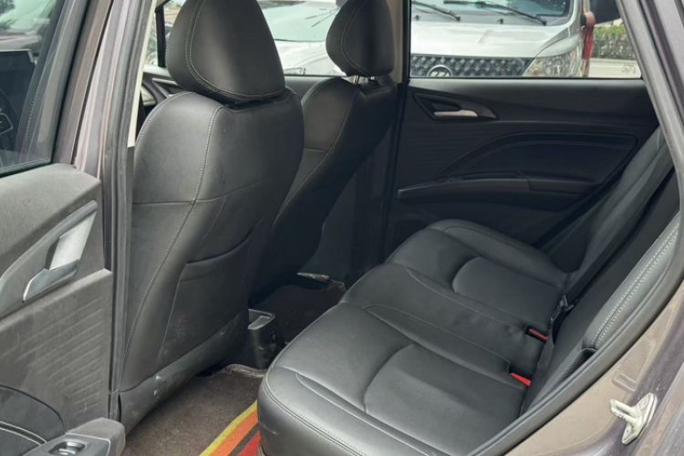 Used NETA V 2021 Long-Range Entertainment Edition Upgrade Model Interior 4