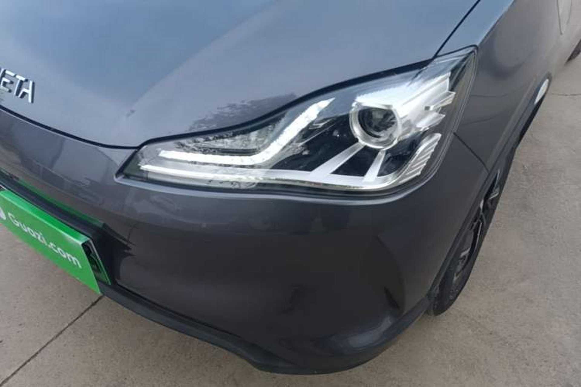 Used NETA V 2021 Long-Range Entertainment Edition Left Front Headlight