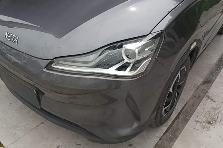 Used NETA V 2021 Long-Range Entertainment Edition Left Front Headlight