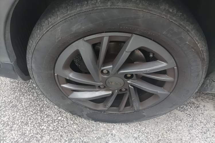Used NETA V 2021 Standard Range Version Left Front Wheel Hub