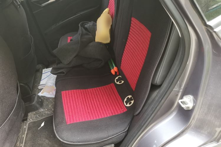 Used NETA V 2021 Long-Range Entertainment Edition Upgrade Model Left Rear Seat