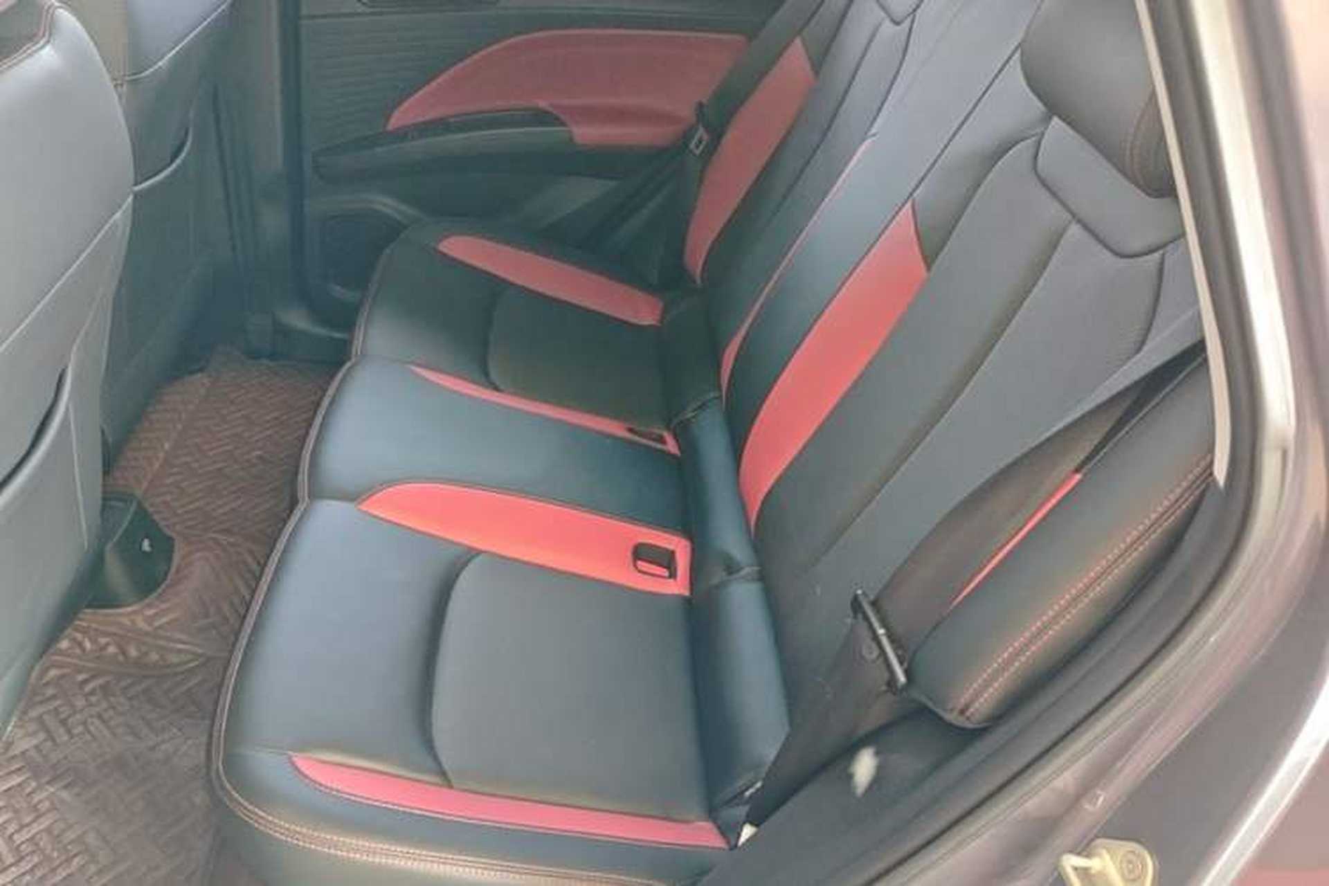 Used NETA V 2021 Long-Range Entertainment Edition Left Rear Seat