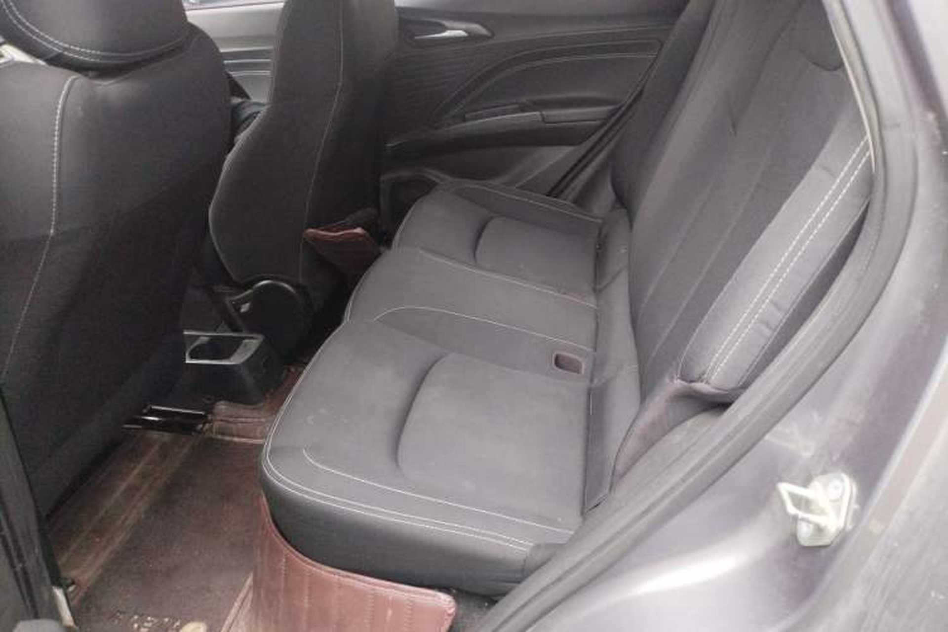 Used NETA V 2021 Standard Range Entertainment Edition Left Rear Seat