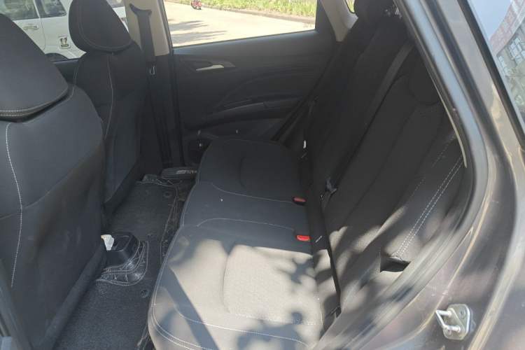 Used NETA V 2021 Standard Range Entertainment Version – Upgraded Model Left Rear Seat