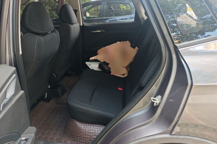 Used NETA V 2021 Standard Range Entertainment Edition Left Rear Seat