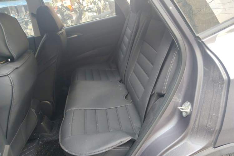 Used NETA V 2021 Standard Range Entertainment Version – Upgraded Model Left Rear Seat