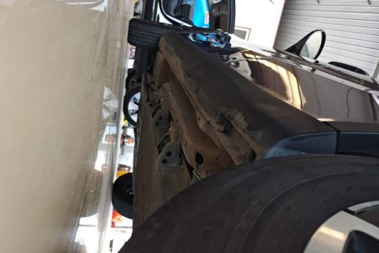 Used NETA V 2021 Long-Range Entertainment Edition Left Side Sill