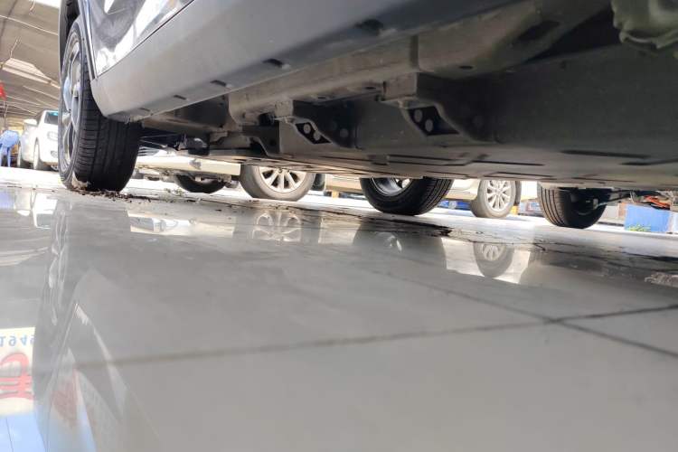 Used NETA V 2021 Standard Range Entertainment Version – Upgraded Model Left Side Sill