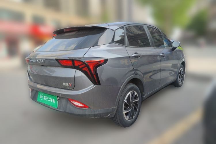Used NETA V 2021 Long-Range Entertainment Edition Rear Right 45 Deg