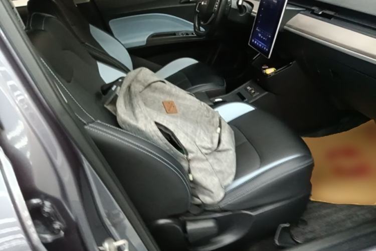 Used NETA V 2021 Standard Range Entertainment Edition Right Front Seat