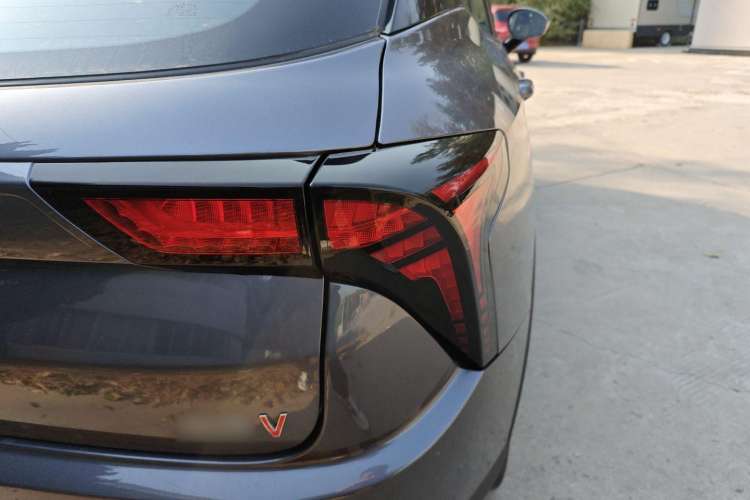 Used NETA V 2021 Standard Range Entertainment Version – Upgraded Model Right Rear Taillight