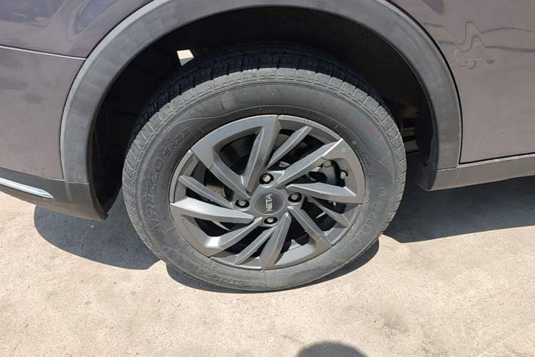 Used NETA V 2021 Standard Range Entertainment Version – Upgraded Model Right Rear Wheel Hub