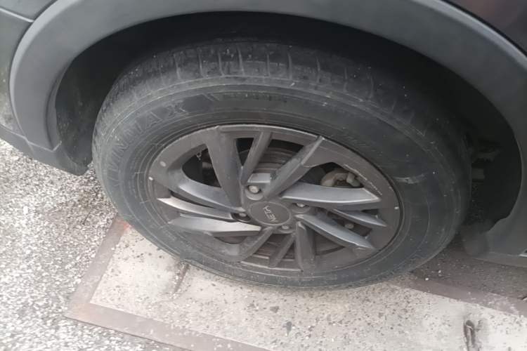 Used NETA V 2021 Standard Range Version Right Rear Wheel Hub