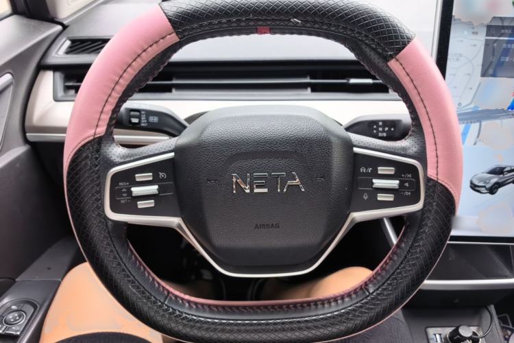 Used NETA V 2021 Long-Range Entertainment Edition Upgrade Model Steering Wheel