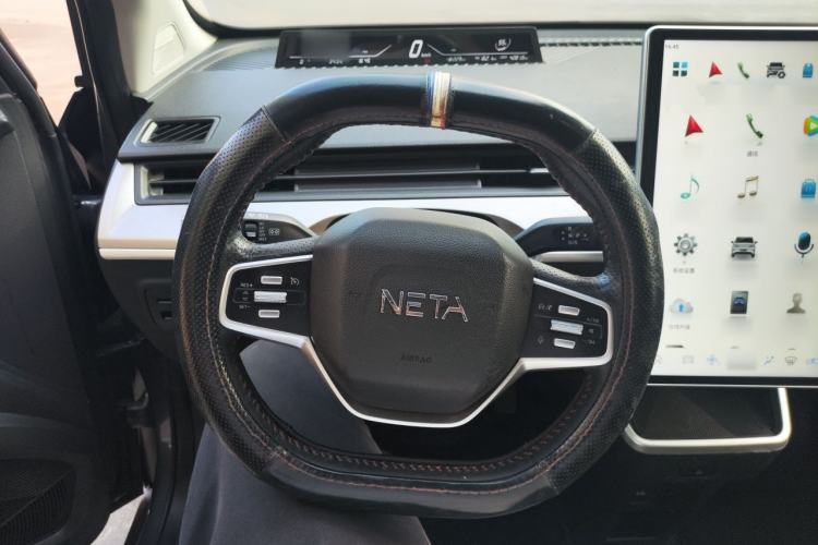 Used NETA V 2021 Long-Range Entertainment Edition Upgrade Model Steering Wheel