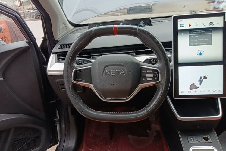 Used NETA V 2021 Standard Range Entertainment Version – Upgraded Model Steering Wheel