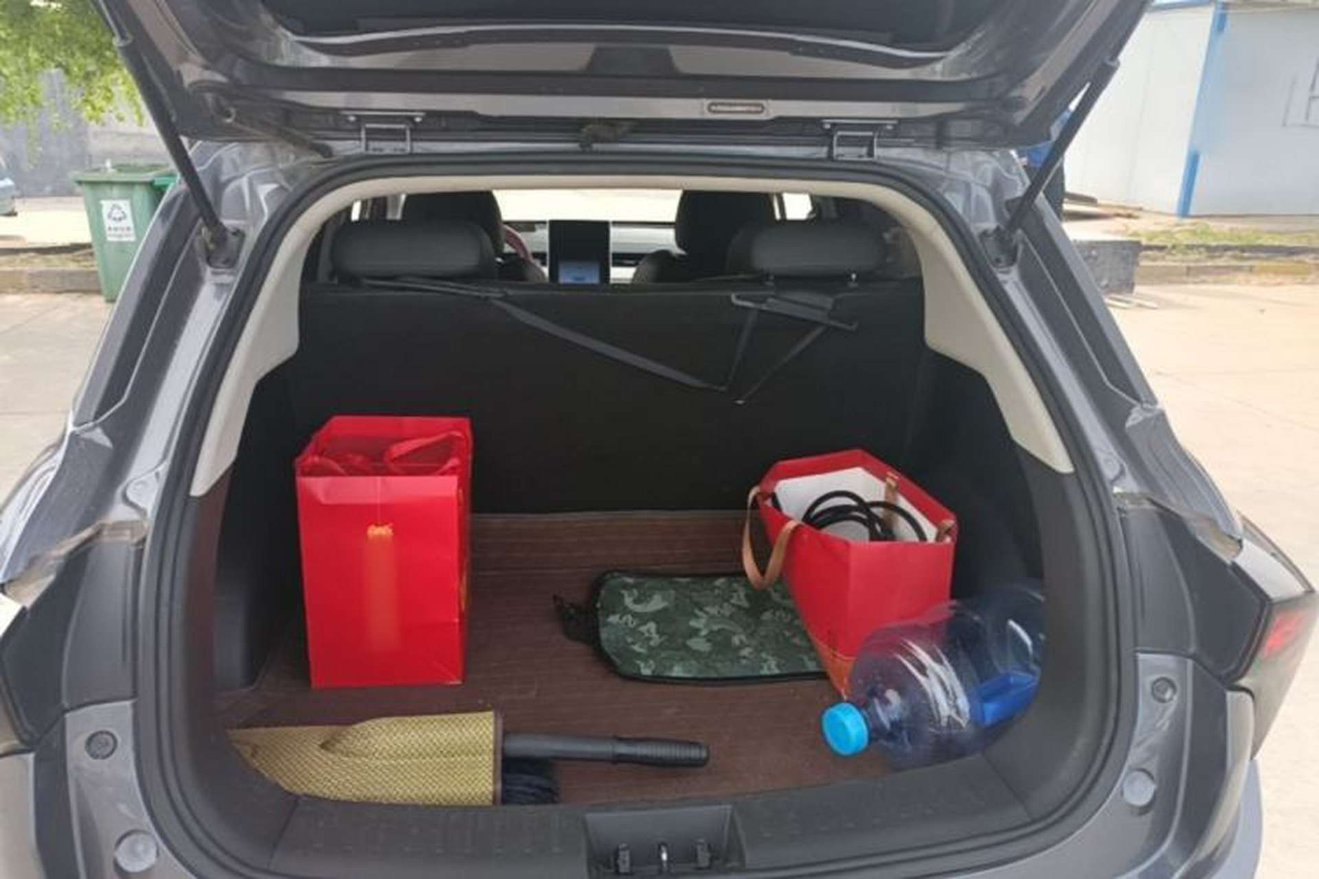 Used NETA V 2021 Long-Range Entertainment Edition Trunk