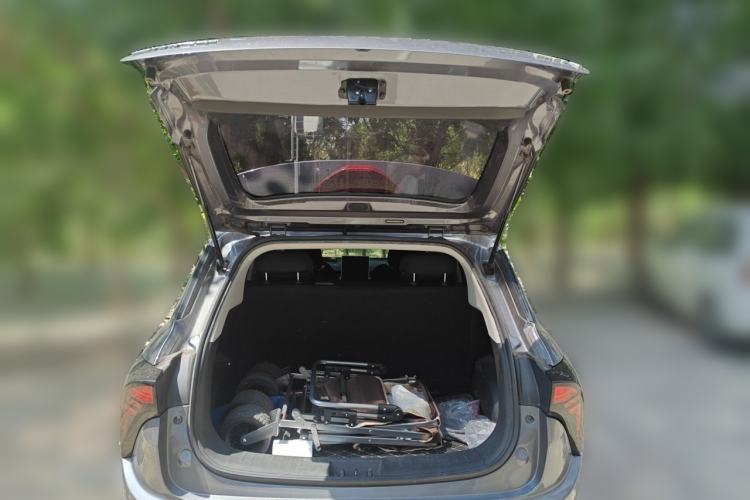 Used NETA V 2021 Standard Range Entertainment Version – Upgraded Model Trunk