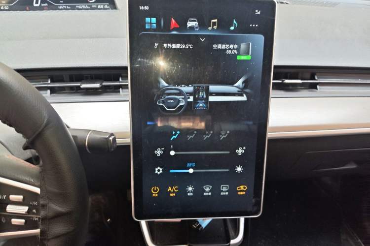 Used NETA V 2021 Long-Range Entertainment Edition Upgrade Model Audio And AC Panel