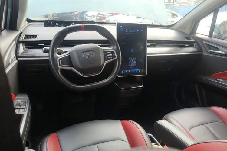 Used NETA V 2021 Standard Range Entertainment Edition Center Console