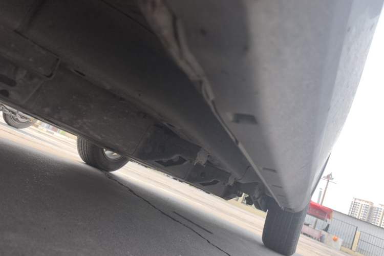 Used NETA V 2021 Long-Range Entertainment Edition Chassis Front Left