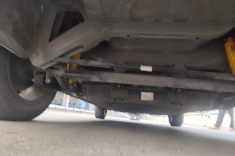 Used NETA V 2021 Standard Range Entertainment Version – Upgraded Model Chassis Rear