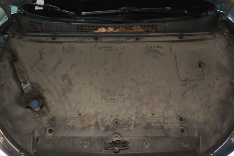 Used NETA V 2021 Long-Range Entertainment Edition Upgrade Model Engine Bay