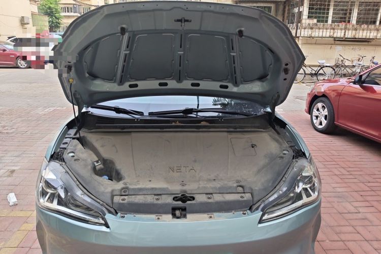 Used NETA V 2021 Long-Range Entertainment Edition Upgrade Model Engine Bay