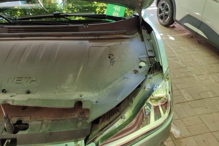 Used NETA V 2021 Standard Range Entertainment Version – Upgraded Model Engine Bay Left