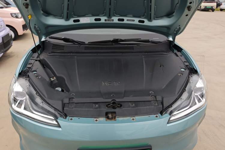 Used NETA V 2021 Standard Range Entertainment Version – Upgraded Model Engine Bay