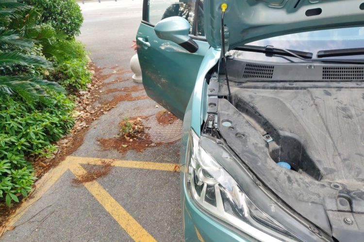 Used NETA V 2021 Standard Range Entertainment Version – Upgraded Model Engine Bay Right