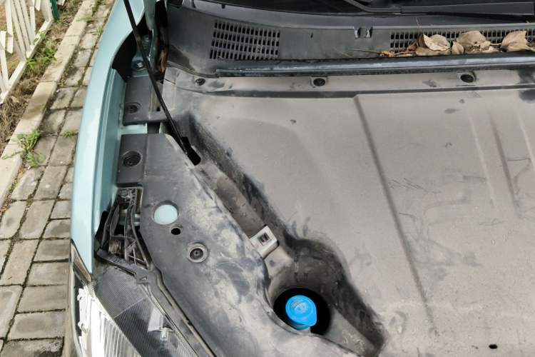Used NETA V 2021 Standard Range Entertainment Version – Upgraded Model Engine Bay Right