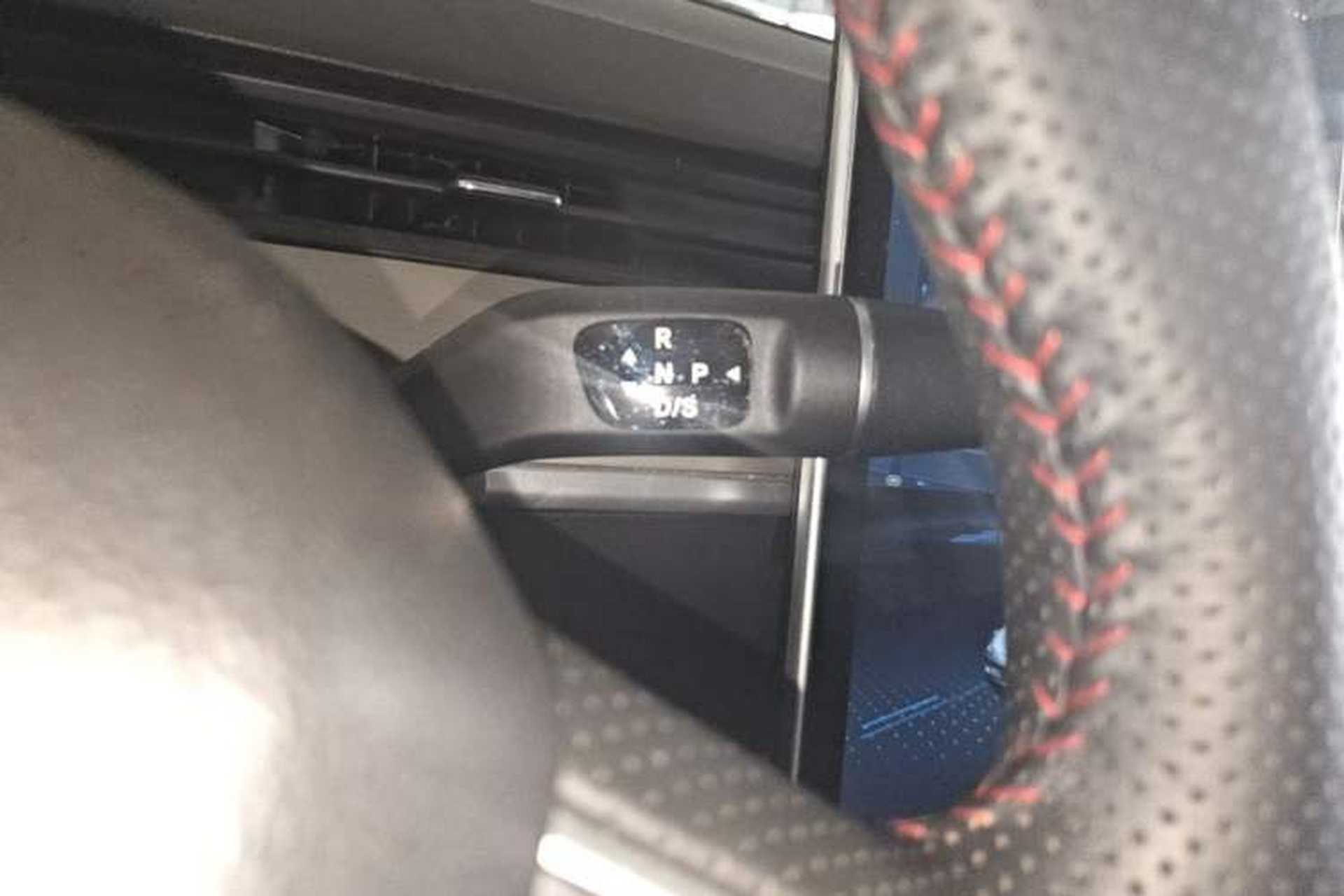 Used NETA V 2021 Long-Range Entertainment Edition Upgrade Model Gear Lever