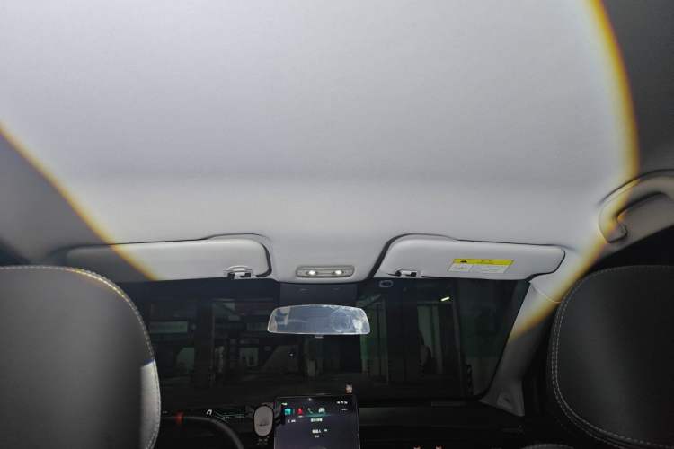 Used NETA V 2021 Long-Range Entertainment Edition Upgrade Model Headliner