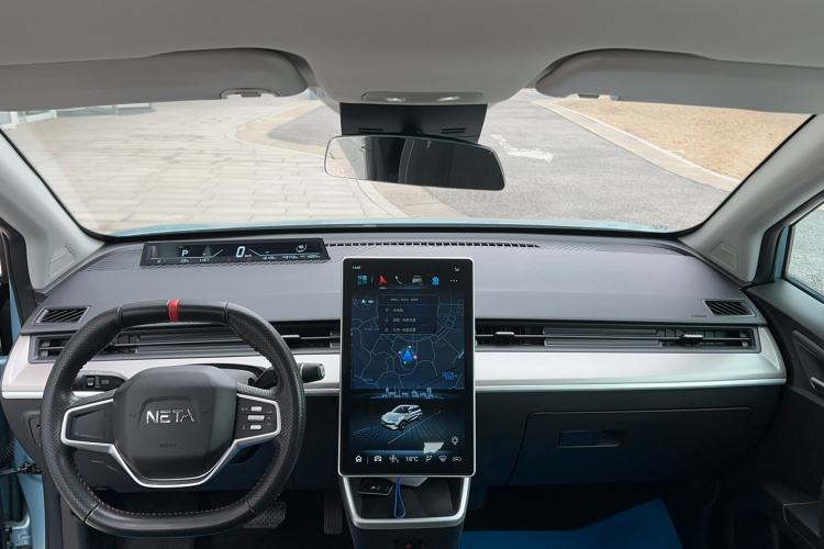 Used NETA V 2021 Standard Range Entertainment Version – Upgraded Model Interior 3