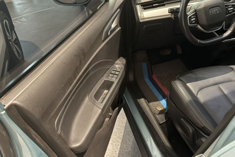 Used NETA V 2021 Long-Range Entertainment Edition Upgrade Model Interior 5