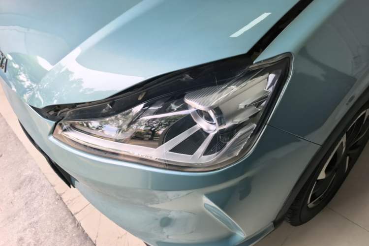 Used NETA V 2021 Long-Range Entertainment Edition Left Front Headlight